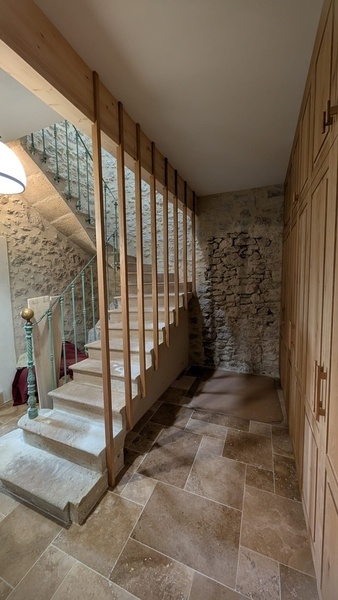 Le p'tit claustra qui va avec !