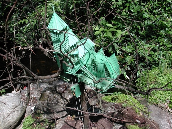 Rêve de chateau dans l'arbre