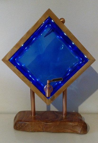 Distributeur de boissons lumineux