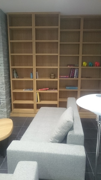 Bibliothèque coulissante