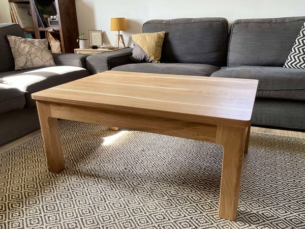 Table basse en chêne massif