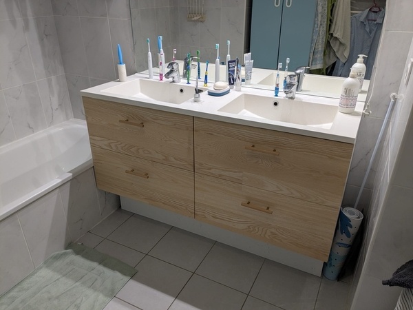 Façades de meuble de salle de bain