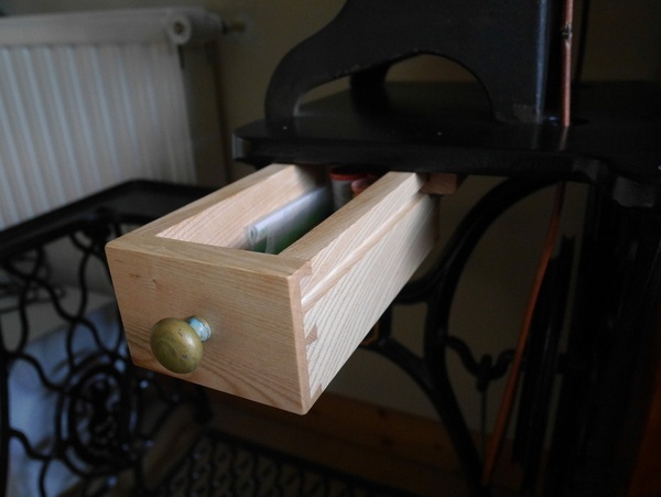 Un tiroir pour ma Singer