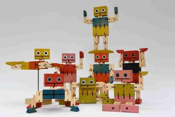 Robot "Mano" chez Les Jouets de Fanny (Cantal)