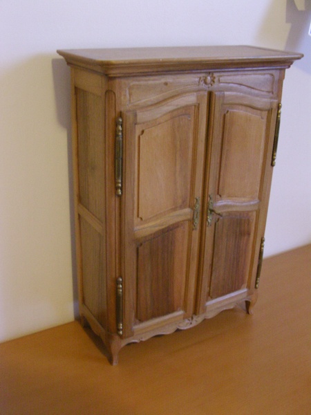 armoire de poupee armoire de poup 233 e par foal sur l air du bois armoire de poupee armoire de poup 233 e par foal sur l air du bois