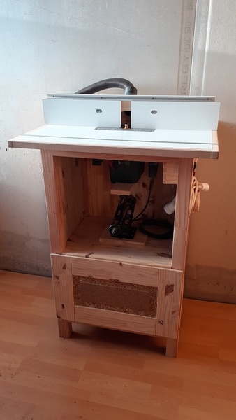 Défonceuse sous table