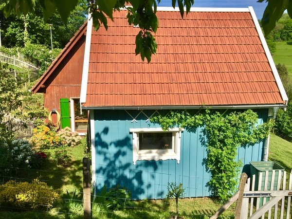 Mon atelier, ma maison bleue.
