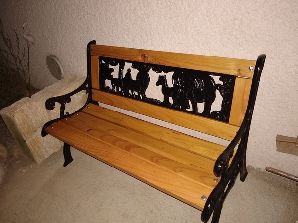 Rénovation d'un banc pour enfants