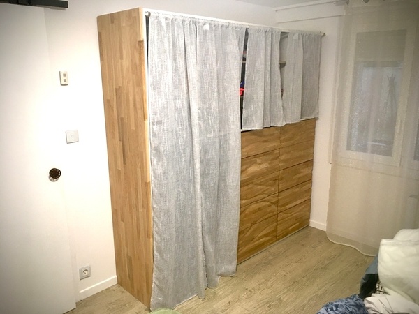 Penderie express avec façades sinieuses