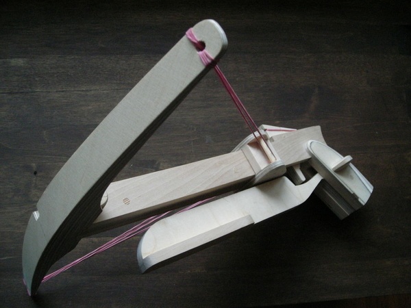 Arbalète à crosse dépliable