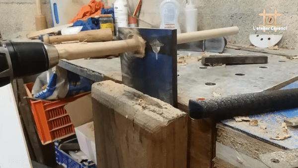 Gabatit à tourillons