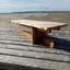 Table basse d'inspiration nakashima