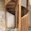 Escalier courbe régulière 1/4 tournant pour accéder à la tribune de l orgue