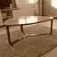 Table basse trois pieds