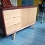 Commode à rideau