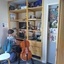 Placard transformé en bureau + étagères