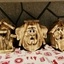 Nichoirs personnages en bois brulé