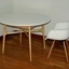 Table ronde design style années 50