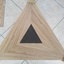 Table triangulaire pied gainée