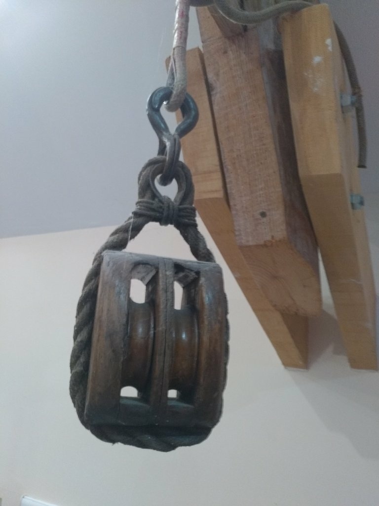 Une Poulie Pour Mon Futur Voilier Par Kentaro Sur L Air Du Bois une-poulie-pour-mon-futur-voilier-par-kentaro-sur-l-air-du-bois