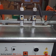 Assemblage a tourillons démontable